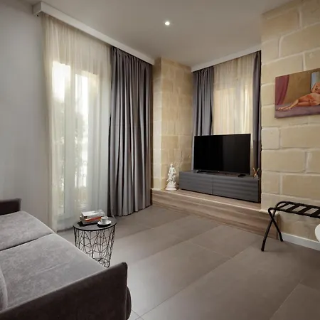 Daire Luxury Cave By The Sea