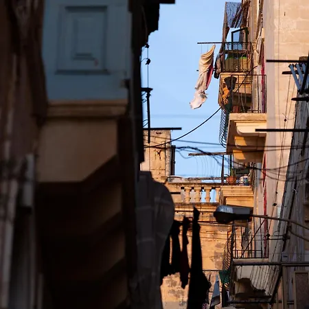 Luxury Cave By The Sea * Senglea