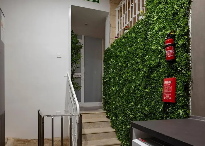 Daire Luxury Cave By The Sea *