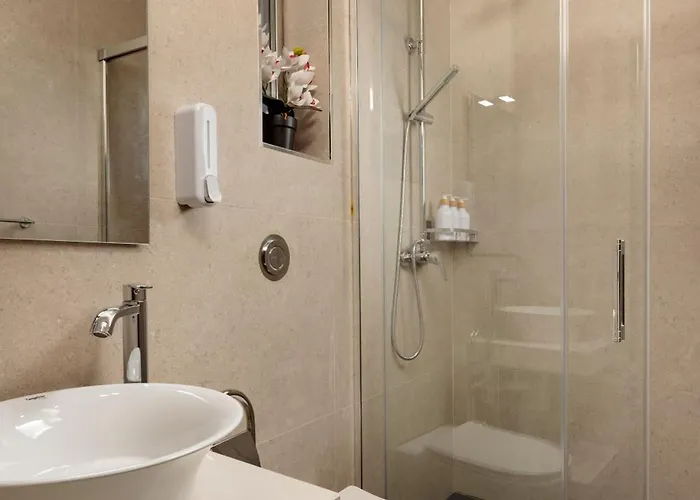 Luxury Cave By The Sea * Senglea